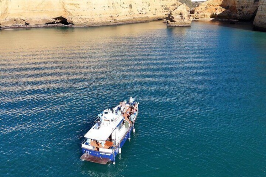 Algarve Sea Tour for Groups Offer with Poncha or Wine