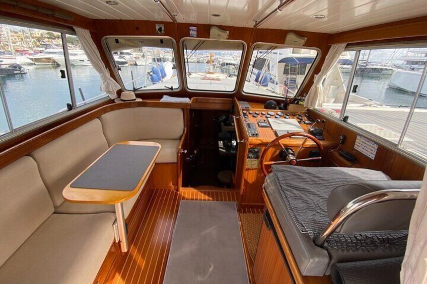 Pilothouse saloon