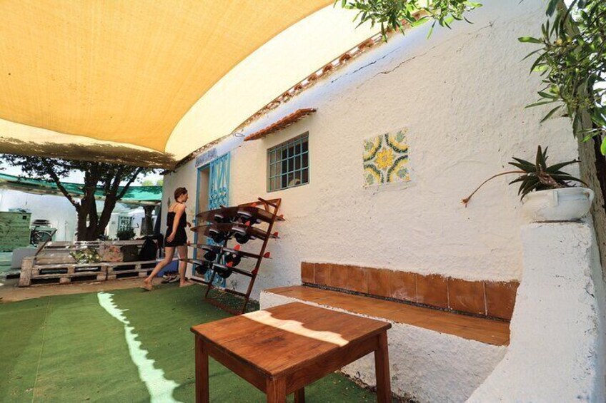 Welcome to the chill out area of our kitesurf school