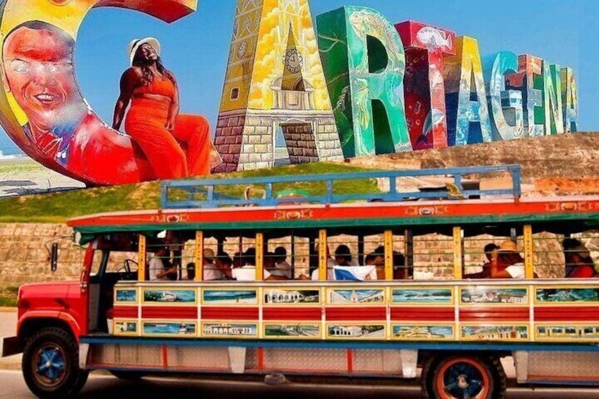Yellow City Tour with Admission to Castillo San Felipe