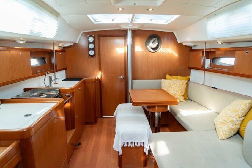 Private 3 Hour Sailing Experience in Valencia Bay