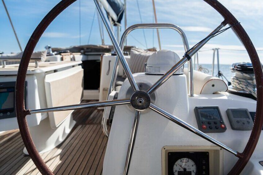 Private 3 Hour Sailing Experience in Valencia Bay