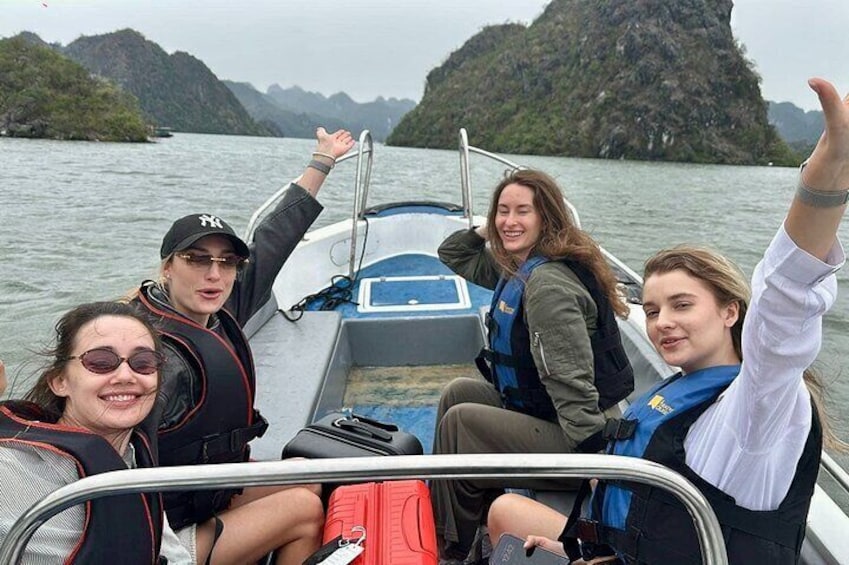 From Halong: Private Canoe Tour Explore Halong & Lan Ha Bay 