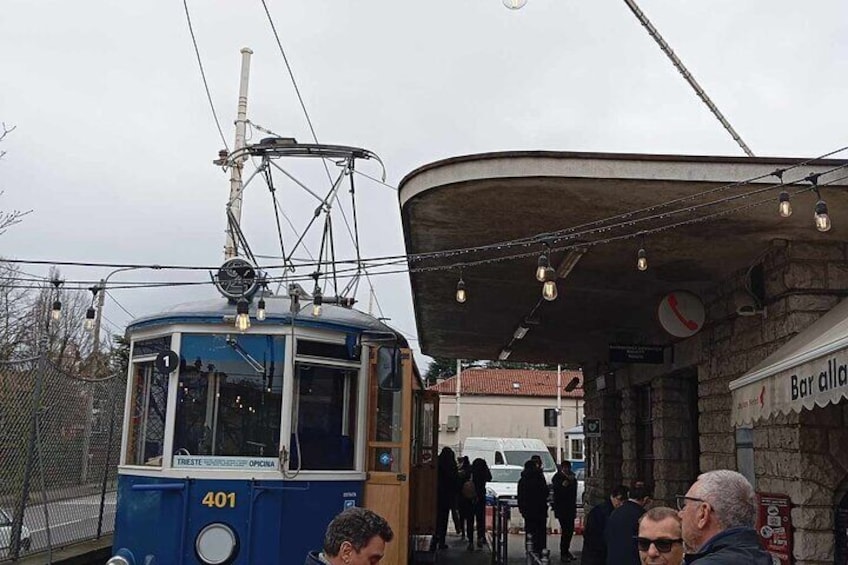 Time travel in Trieste Back to the past on Retro Tram