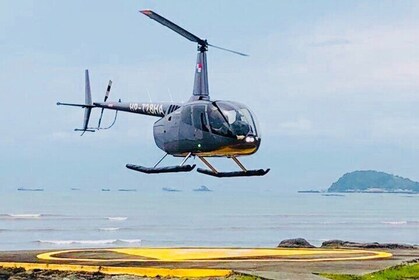 Private 30 Minute Panama Canal and Panama City Helicopter Tour