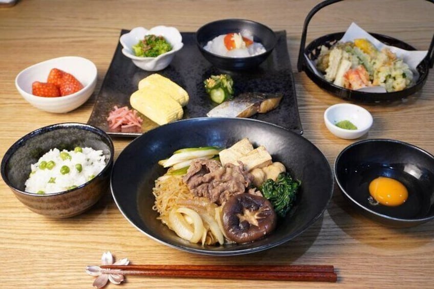 Course A: Sukiyaki, Tenpura, Dashimaki and etc