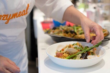 Mediterranean Paella Class in Tampa (Includes 4-Course Meal)