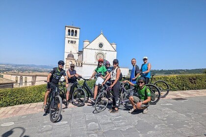 5 days between Rome and Umbria: with private transfer and e-bike tour