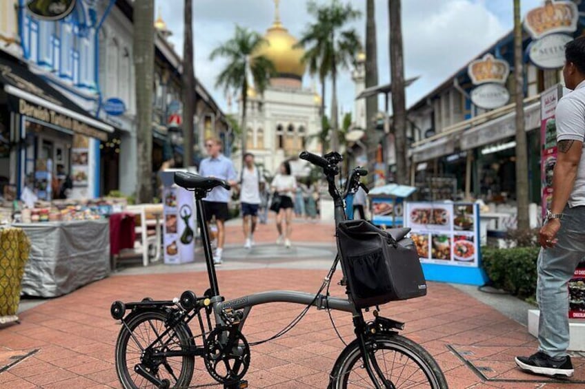 Cycling Tour Rail Corridor to Civic District