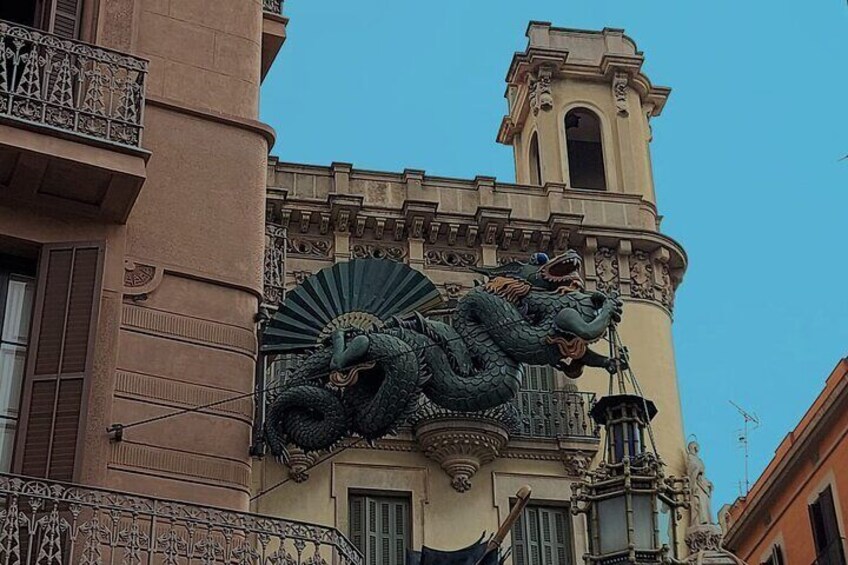 Barcelona Old City and Hidden Gems Private Walking Tour