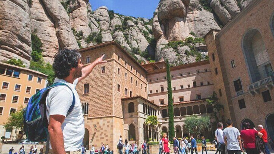 Private Montserrat and Gaudi's Crypt with Hotel Pickup