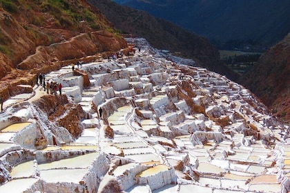 Half Day Private Tour to Maras and Moray