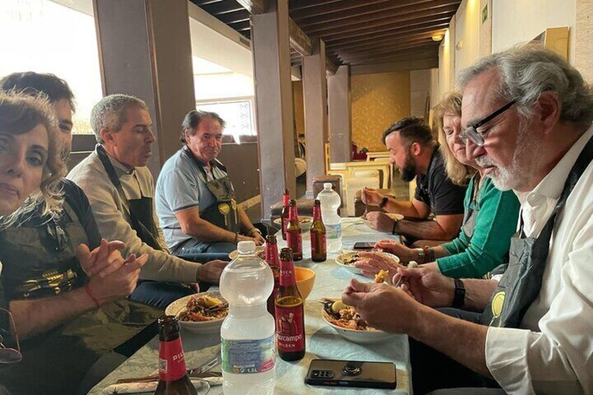 Spanish Cooking Class with Market Visit and Churros