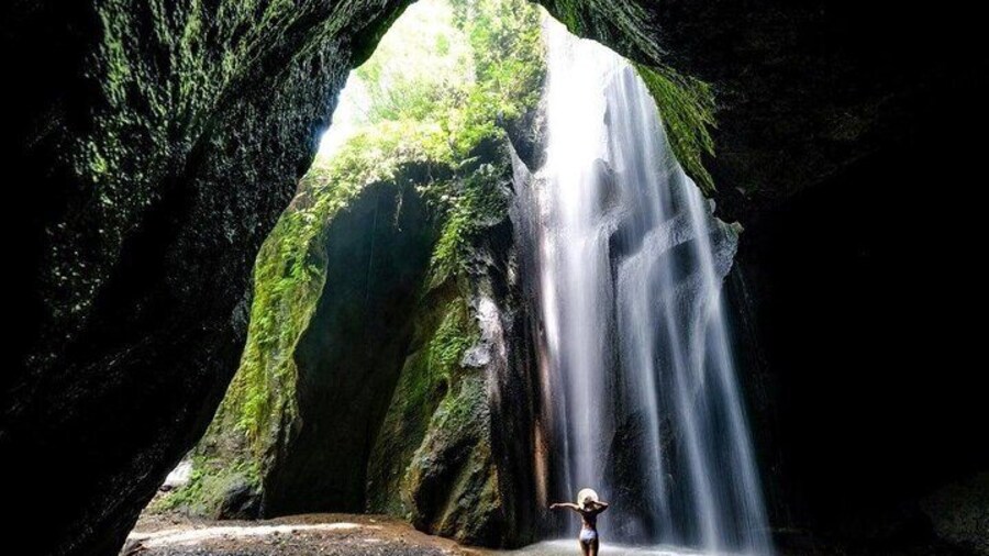Bali Iconic Waterfalls Private Day Trip with Transport