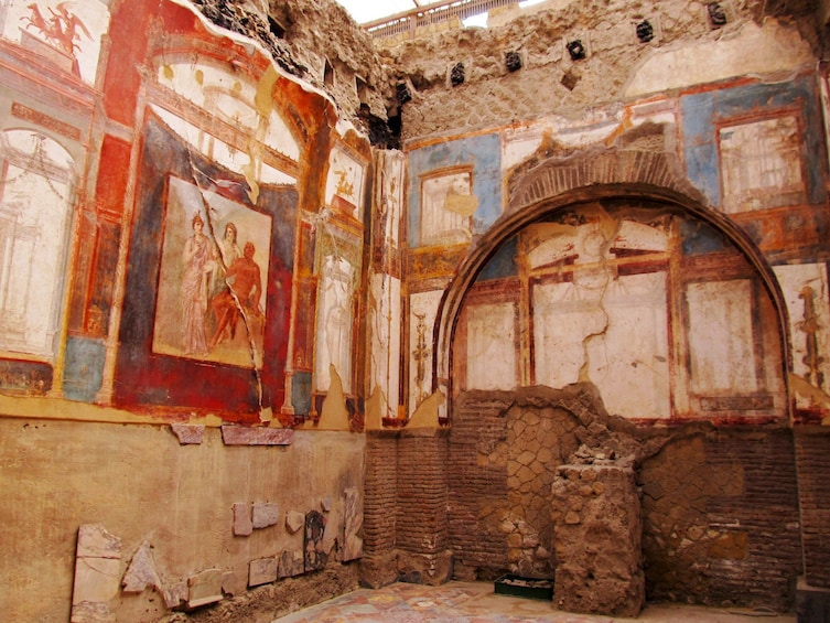 Half-Day Tour of Herculaneum from Naples