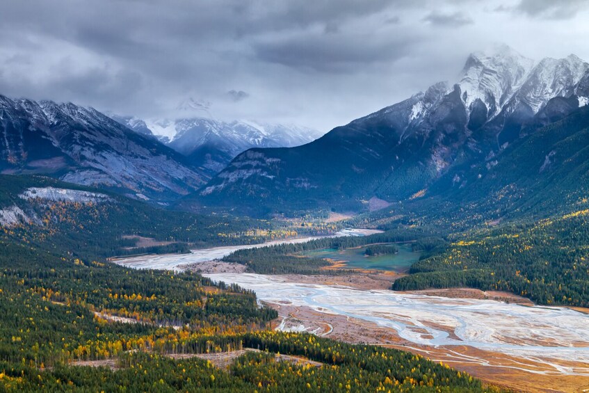 Self-Guided Audio Tour: Kamloops to Lake Louise Scenic Drive