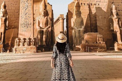 Luxor Temple and Kayaking Adventure in Luxor