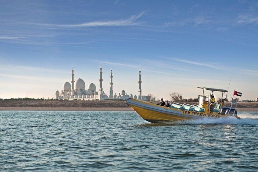 Abu Dhabi Speed Boat Tour