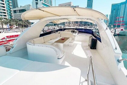 Tour en barco de lujo por el puerto deportivo de Dubái 2 horas con traslado