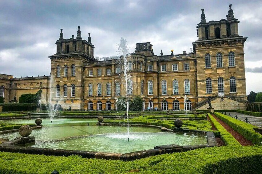 Downton Abbey to Cotswolds 11 Hour London Tour