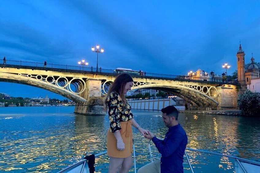 Romantic boat ride 1h. (private)