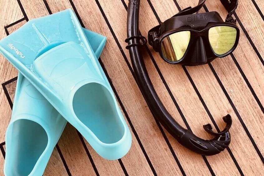 Snorkelling gear included