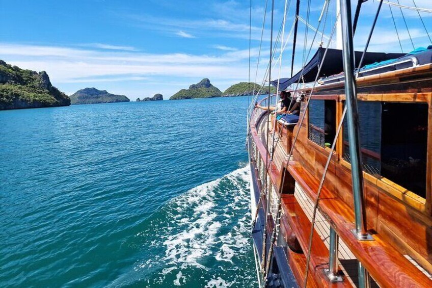 Exclusive Koh Samui Sunset Cruise on Premium Sailing Boat