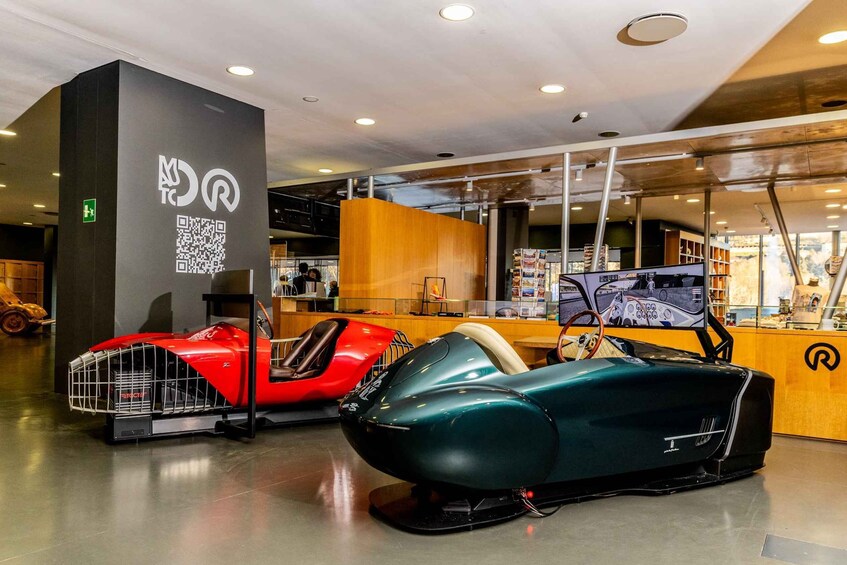 Turin: Vintage Car Simulators at MAUTO