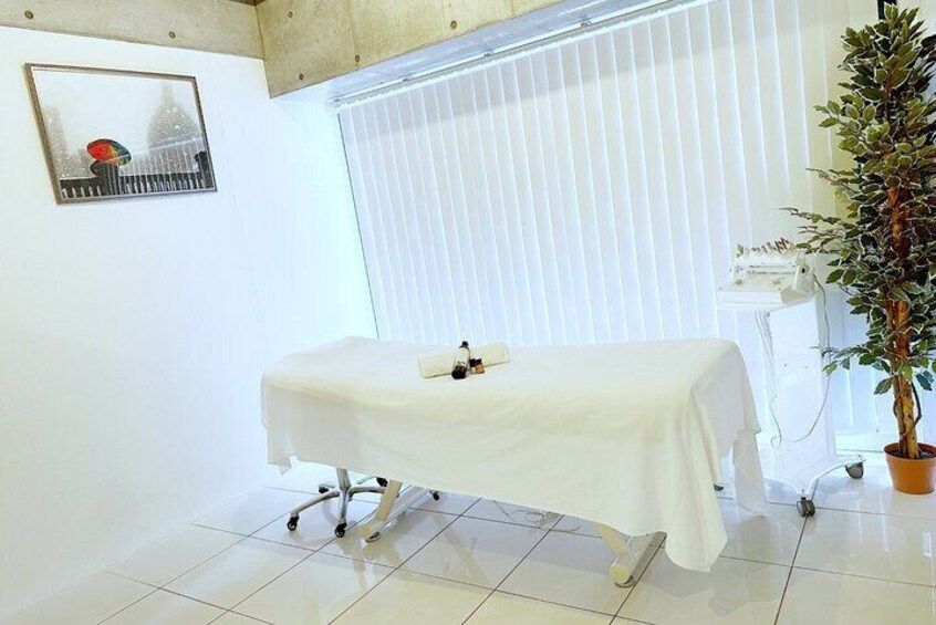 Skincare Salon for Adult Women in Honmachi Osaka