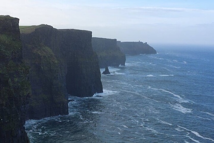 Private Galway to Dingle via Cliffs of Moher Premium Car Service