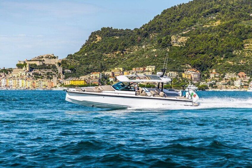 private boat trip to aegina and agistri