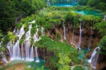 Plitvice lakes day trip including 4 hours waiting time