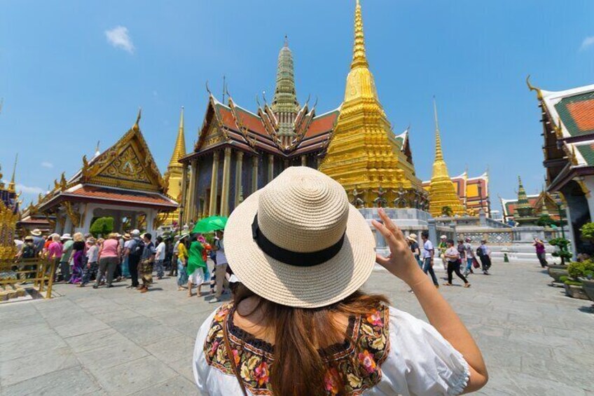 Leam Port to Bangkok Guided Day Tour
