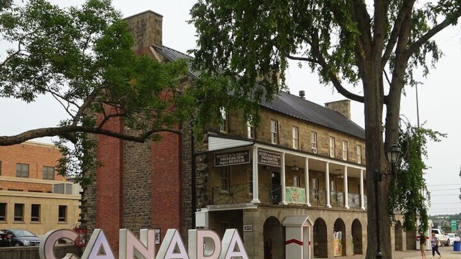 Fredericton self guided walking tour & scavenger hunt