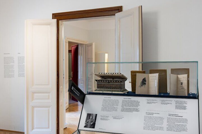Study (C) Alexander Wulz