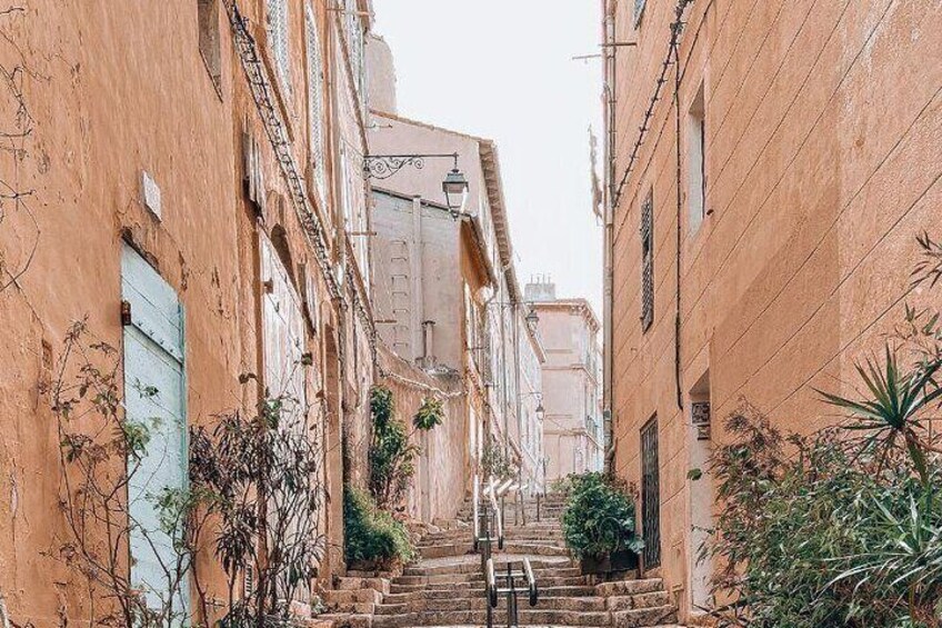 Explore Marseille at Your Own Pace Immersive Audio Guide