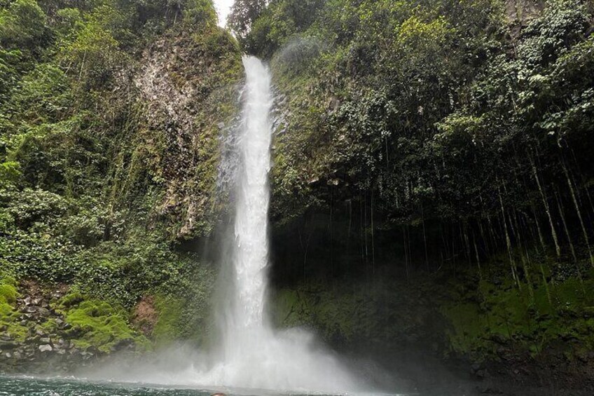 Private combo Hanging Bridges+Volcano Hike+Waterfall+Hot Springs