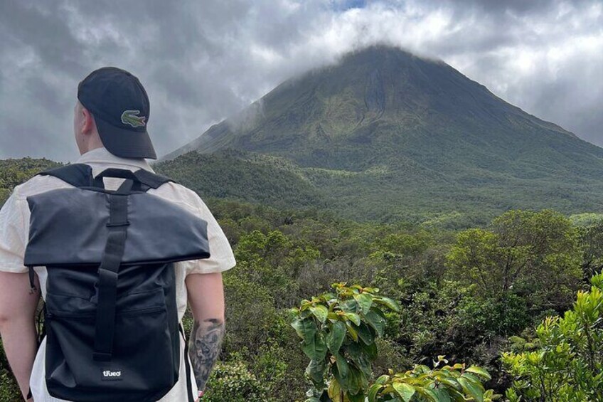 Private combo Hanging Bridges+Volcano Hike+Waterfall+Hot Springs