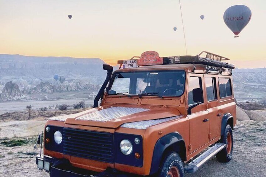 Sunset Jeep Safari Through Cappadocia’s Fairy Chimneys