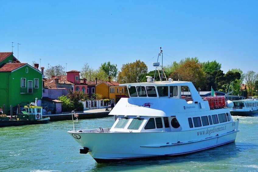 Boat excursion to the islands of Murano, Burano and Torcello