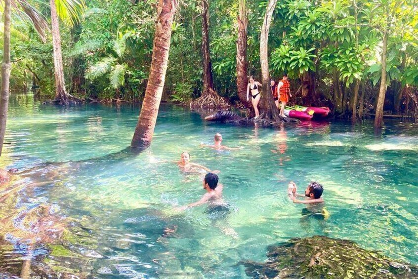 Kayaking Klongroot-Klongnamsai