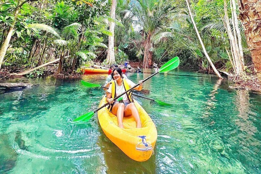 Kayaking Klongroot-Klongnamsai