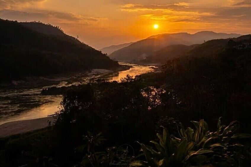 Luang Prabang 2 Day Slow Boat Transfer to Huay Xai
