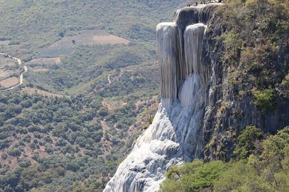 Boil Water Full Day Guided Tour from Oaxaca