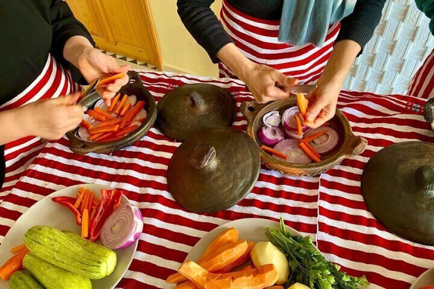 Cooking with a Local Family in Chefchaouen with Mountain Views