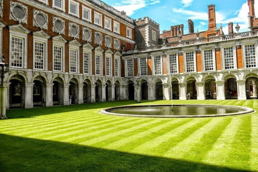 Exploring the stunning gardens of Hampton Court—where every corner tells a story.