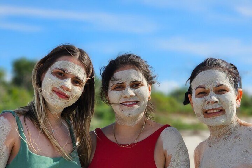 Hike in Las Coloradas and Boat Tour of Río Lagartos