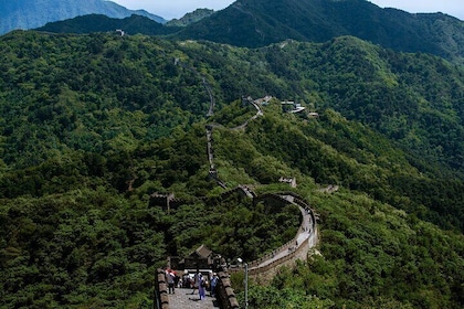 Private Tour to Mutianyu or Jinshanling Great Wall with Options