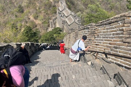 Private Tour to Mutianyu Great Wall or Jinshanling Great Wall