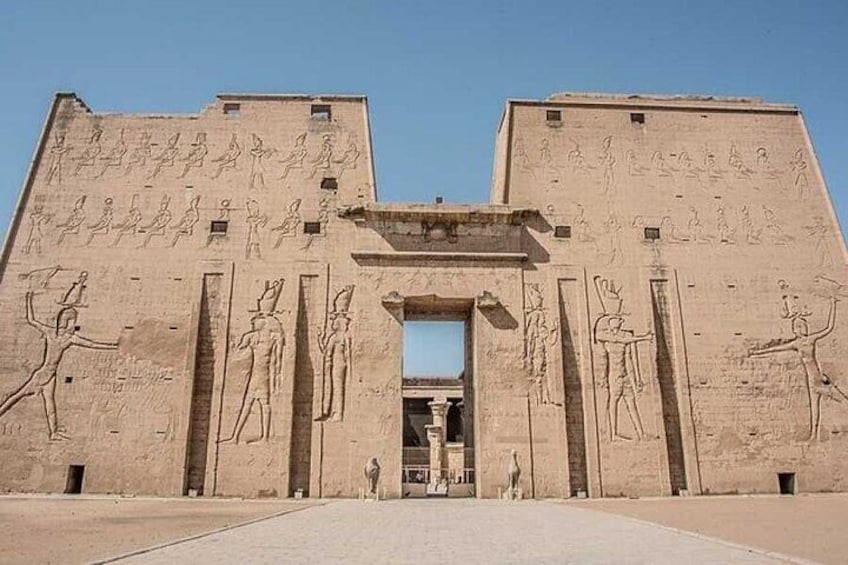 Guided Tour to Visit Edfu Kom Ombo Temples from Luxor